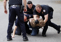 When Simple Shoplifting becomes ROBBERY